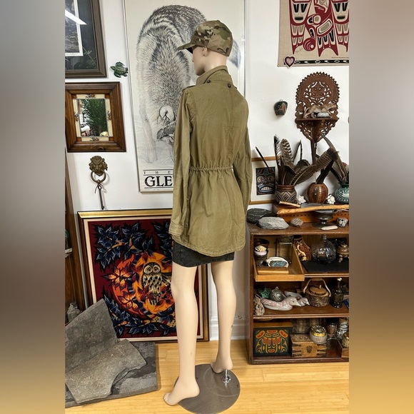 Y2K Utilitarian Jacket - Picture 8 of 16